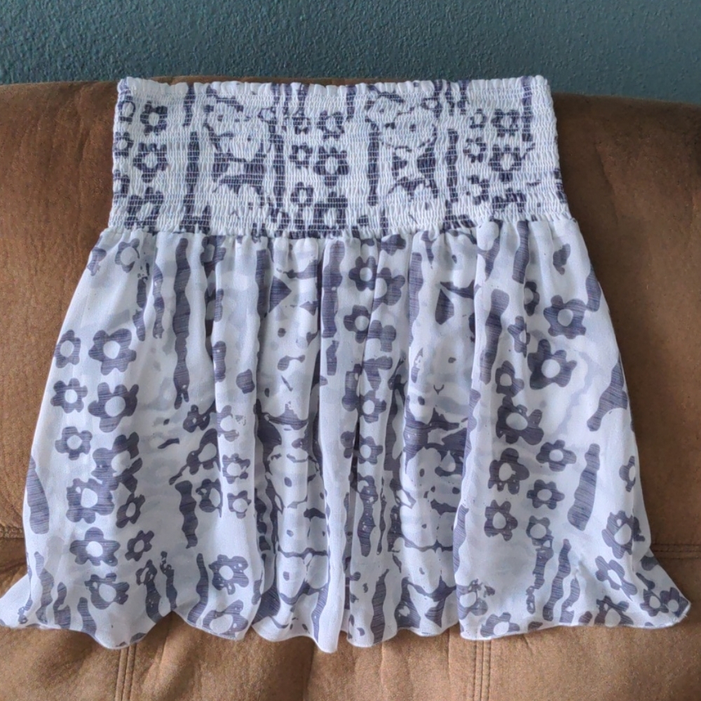 Cabi skirt
